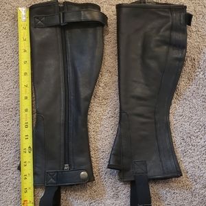 Small Half Chaps NWOT